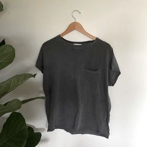 Carly Jean Los Angeles Tee in Vintage Grey